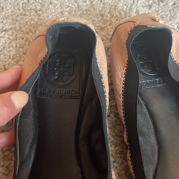 Tory Burch Beige and Black Ballet Flats - Picture 4 of 4